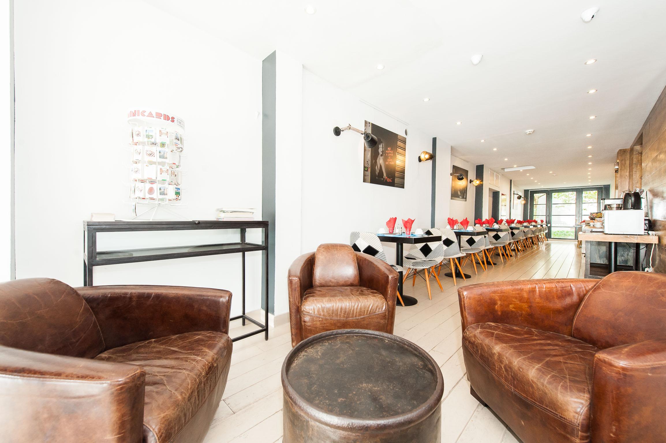 Hotel Midi-Zuid Saint-Gilles Екстериор снимка